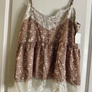 Bloomfield Flowy Floral Printed Tank Top with lace trim details